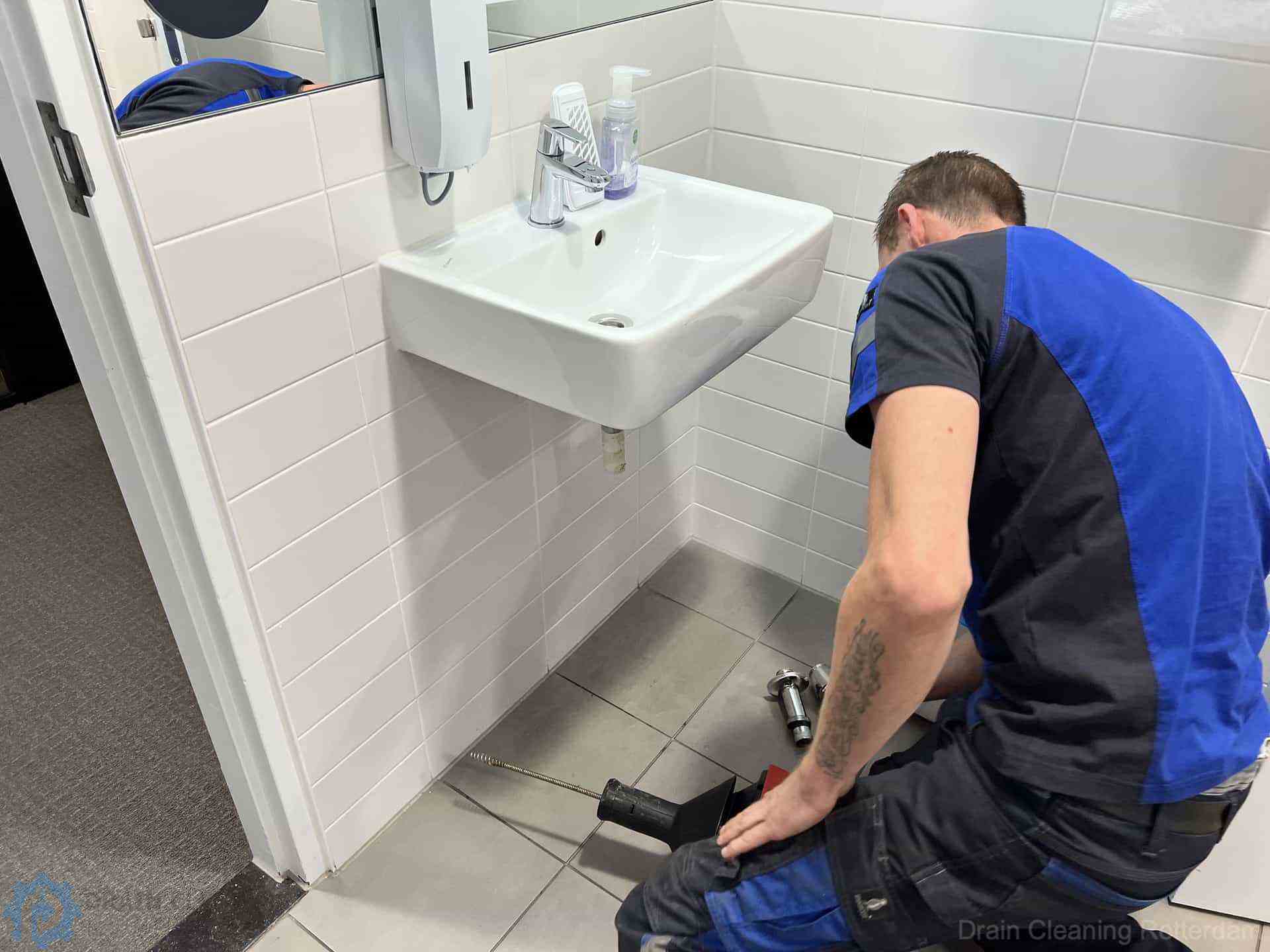 Unclogging sink Rotterdam Unclogging sink Rotterdam